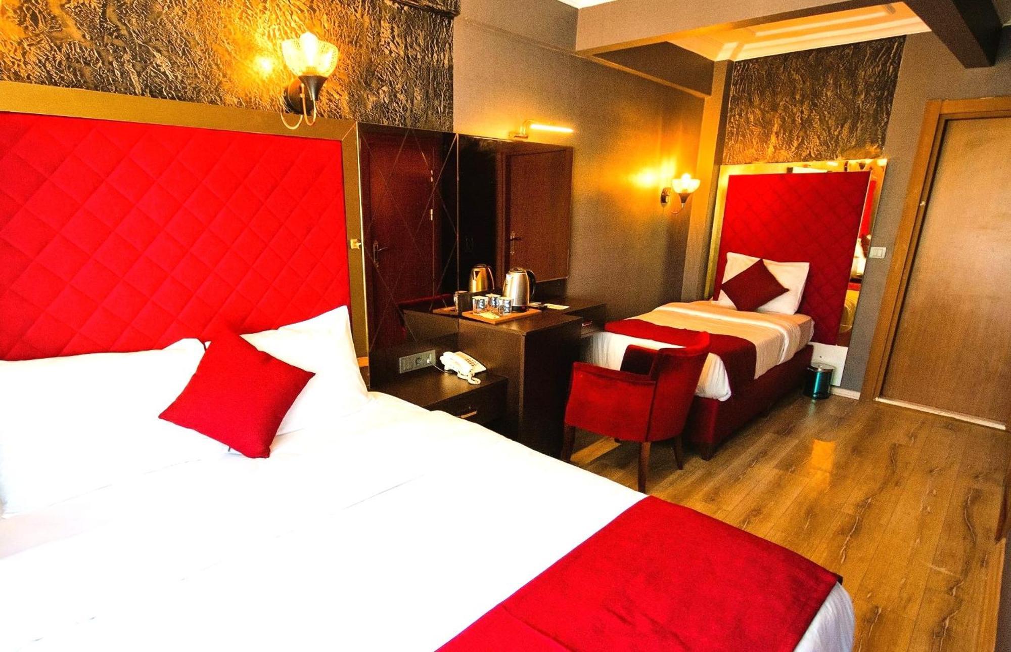 Hotel Atesde Dustu Salvara à Istambul Extérieur photo